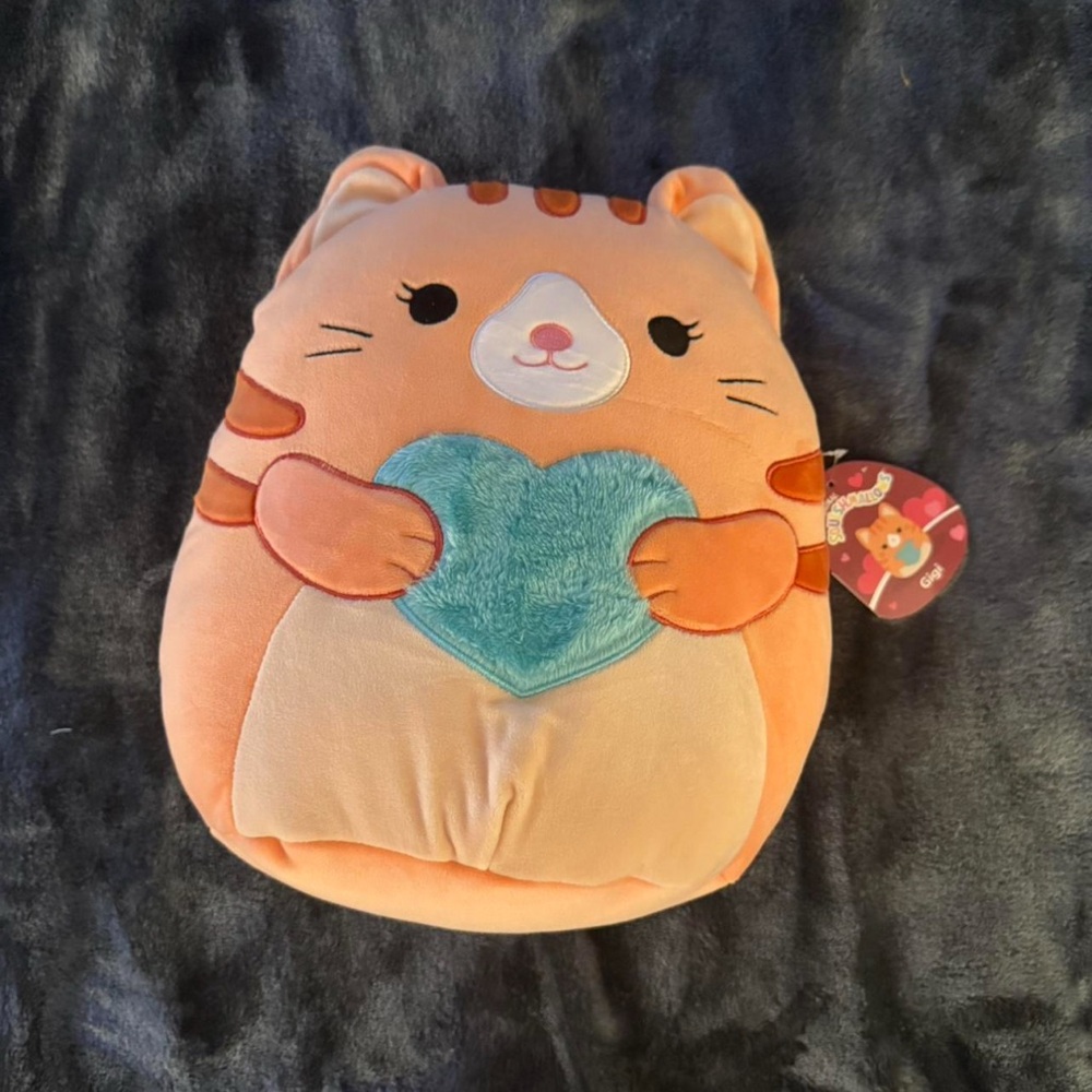 Valentine’s day Squishmellow